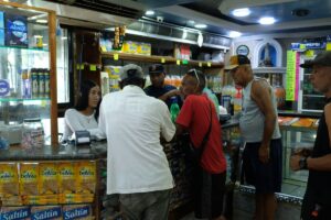 Presidente de Cámara de Comercio de La Guaira llama a reactivar el trabajo para superar la crisis – Efecto Cocuyo
