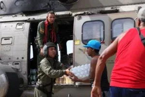 Puente aéreo garantiza entrega de ayuda humanitaria nacional