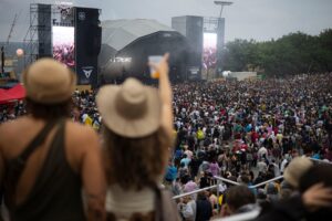 Radiografía de los festivales de música en España: “Se han convertido en la fiesta del pueblo”