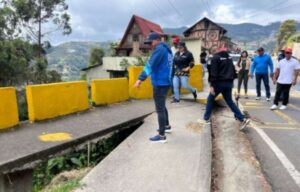 Reparan vías y evalúan daños estructurales en Aragua por sismos