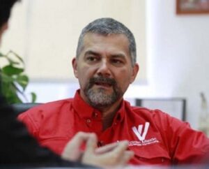 Ricardo Molina defiende la GMVV tras sismos