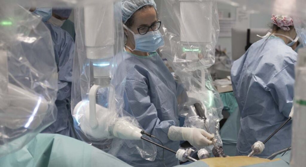 Rob Surgical recibe el visto bueno de la Unión Europea para operar su robot quirúrgico
