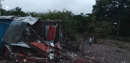 Rotura de tubería matriz de Hidroven en Guatire deja cinco viviendas afectadas – Efecto Cocuyo