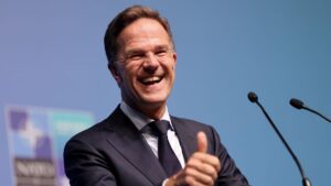 Rutte promete una lluvia de «miles de millones de dólares» en gasto en defensa y agradece la presión de Trump a los aliados europeos | elperiodico.com