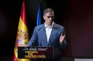 Sánchez contesta a Rajoy tras sus declaraciones sobre la selección francesa: «Que gane el mejor y que pierda el racismo» | europapress.es
