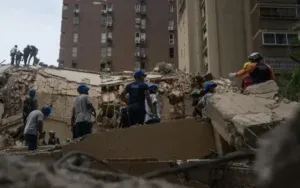 Se eleva a 62 la cifra de fallecidos por doblete sísmico en Chacao