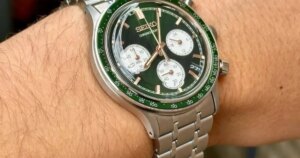 Seiko desploma el precio del elegante cronógrafo Sport SSB481P1 en una oferta difícil de igualar