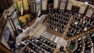 Siria: primera sesión parlamentaria tras salida de Al Asad
