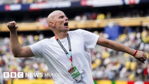 Stale Solbakken, el exfutbolista que estuvo muerto durante 7 minutos y ahora como entrenador llevó a Noruega a eliminar a Brasil en el Mundial