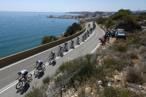 Tour de Francia: La tercera etapa del Tour, sin público en territorio francés: «Un incendio excepcional, medidas excepcionales» | elmundo.es