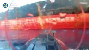Ucrania reivindica ataques a refinerías y petroleros rusos