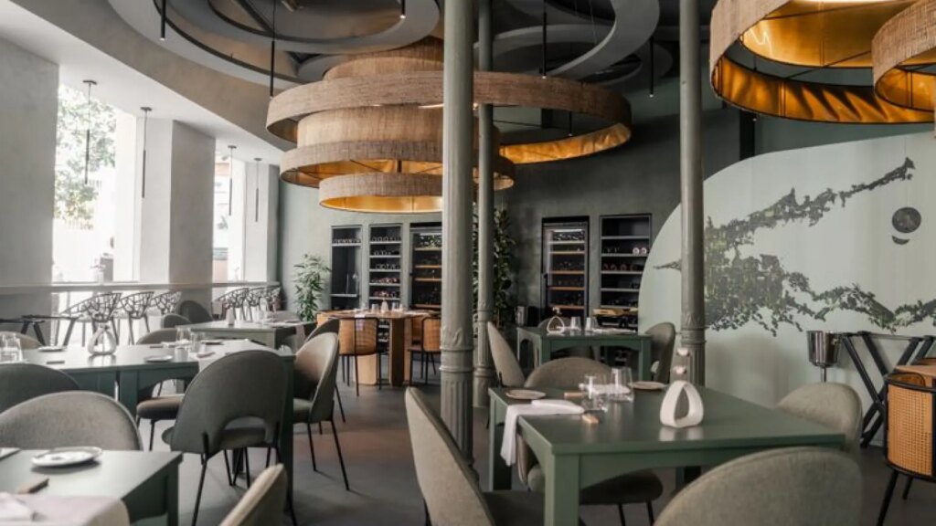Un menú degustación por 98 euros (sin bebidas) en el restaurante de una extenista ecuatoriana que triunfa en Málaga