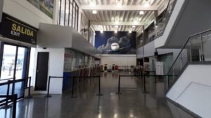 Un rayo impactó plataforma del Aeropuerto Arturo Michelena de Valencia y dejó 9 heridos – AlbertoNews