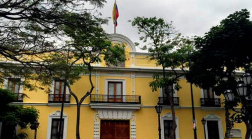 Venezuela reafirma su compromiso de cooperación con Perú