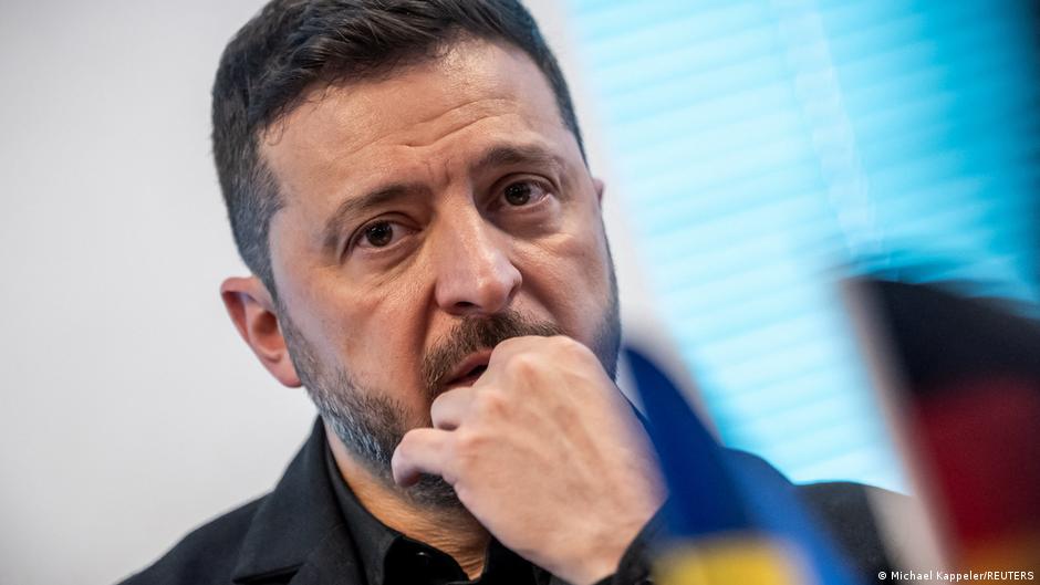 Zelenski realiza importantes ajustes en Consejo de Ministros