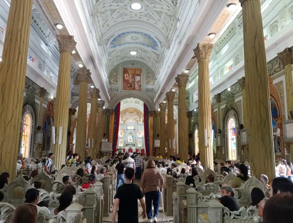 Zulianos abarrotaron los templos marabinos unidos en oración por Venezuela este domingo 05-Jul